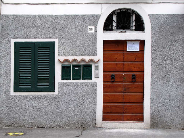 House, via Gramsci, Livorno
