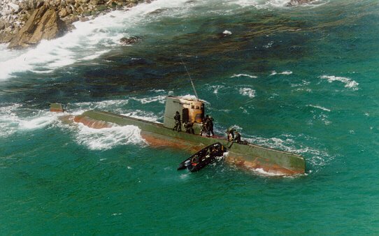 29 de dezembro de 1996, a Coréia do Norte pede desculpas oficiais pela incursão de um submarino nas águas da Coréia do Sul.