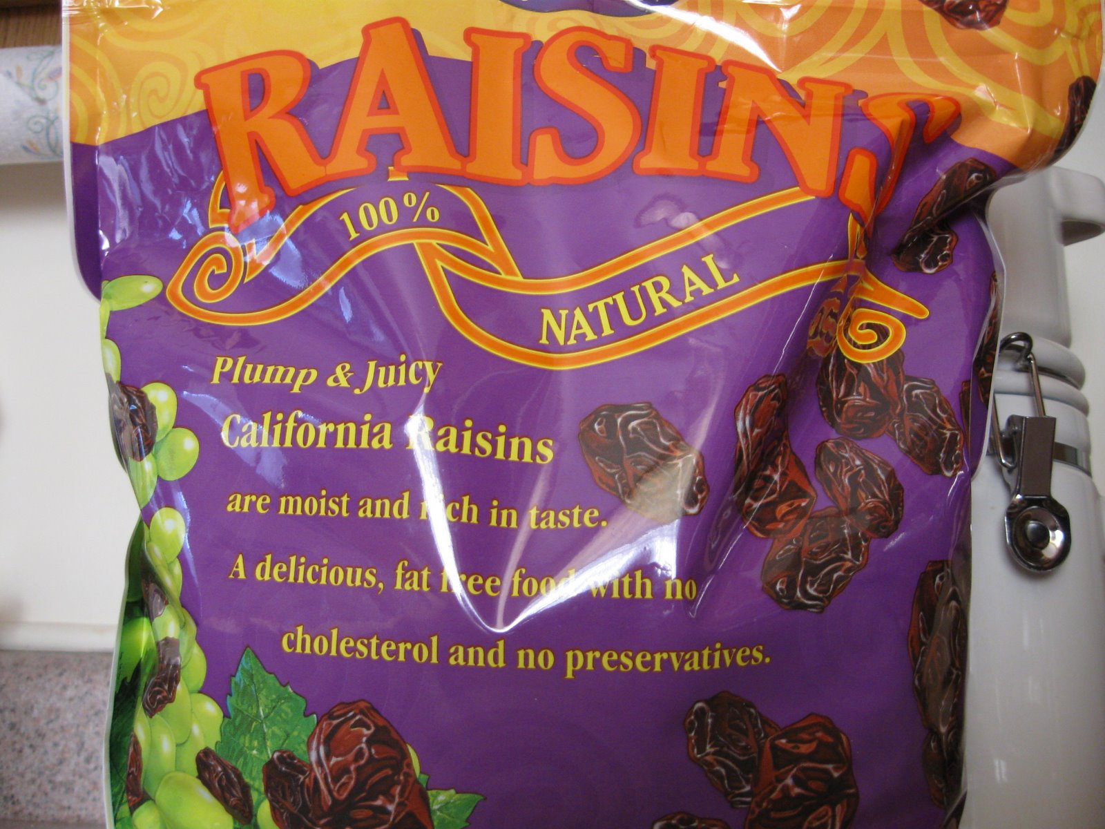 [raisins+001.JPG]