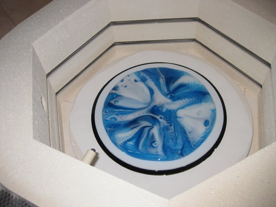 Glowing Glass Studio Pot Melt