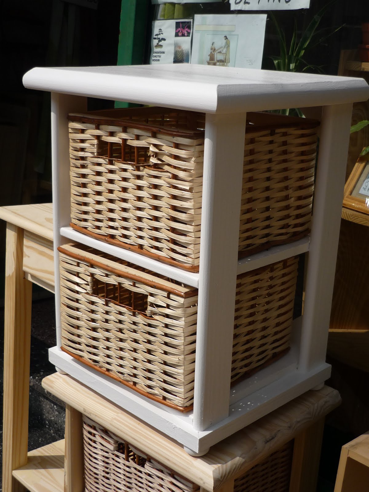 HyA - MUEBLES DE PINO: Muebles teñidos