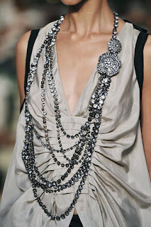 Couture Carrie: Necklace Nuance
