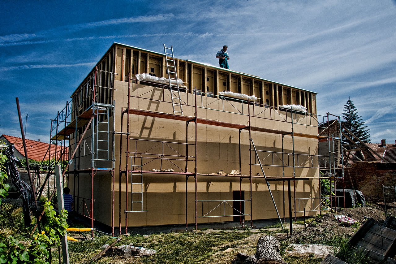 [SlovBjorn'sHouseJn09.jpg]
