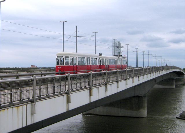 [wienerlinien11.jpg]