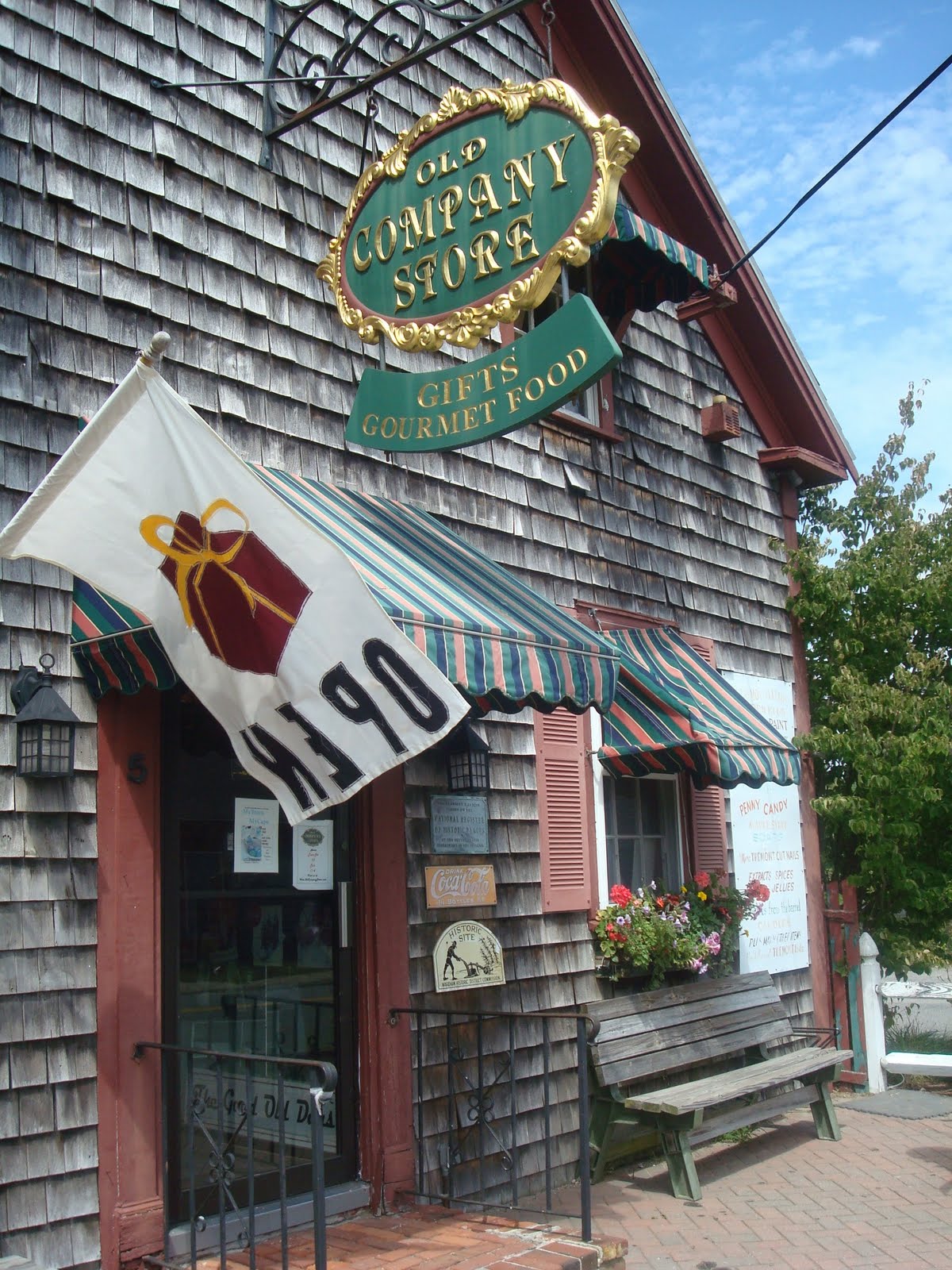 Art For Your Heart Headed South