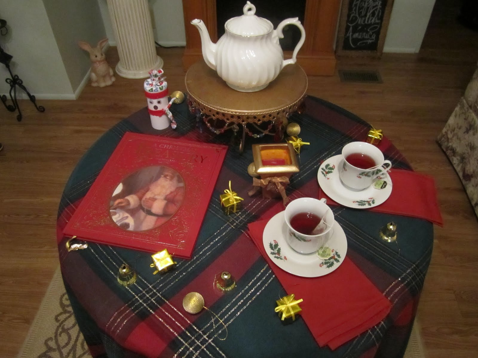 My Enchanted Home: CHRISTMAS IN JULY