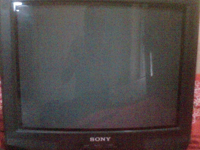 Телевизор Sony Trinitron 14. Телевизор Sony Trinitron. Телевизоры сони тринитрон 80-х годов. Sony Trinitron с жабрами по бокам.