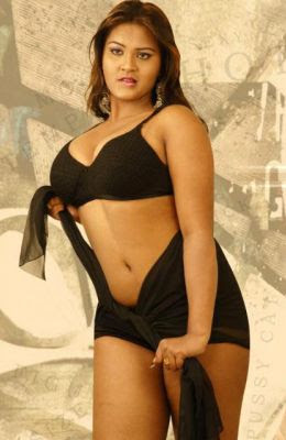 priya_hot1.jpg