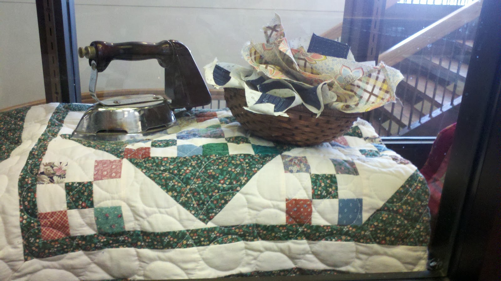 Rocknquilts Missouri Valley Quilters display at the Bismarck Public