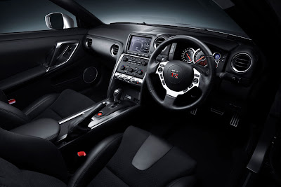 Hablemos un poco de todo: Nissan GT-R