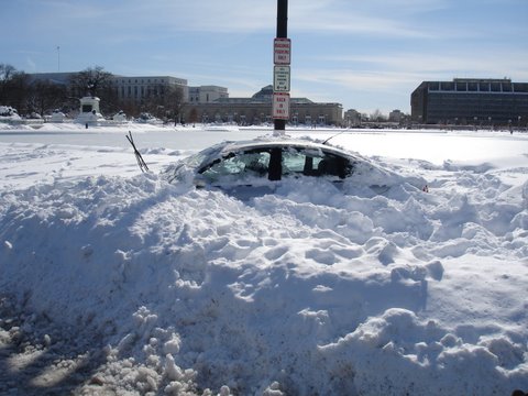 [Blizzard+2010+Parked+Car.JPG]