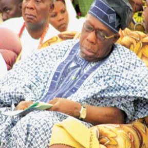 OBASANJO SLEEPING ON DUTY, HE SNORED AWAY WHILE OTHERS KEPT WATCH!