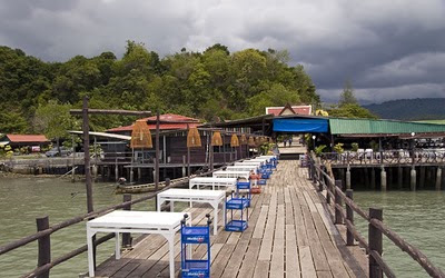Laem Hin Seafood tables on the old wooden jetty