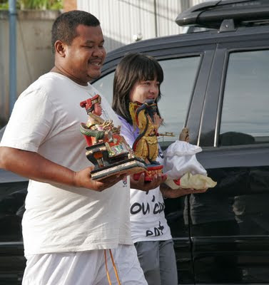 Carrying statues of the gods to Kathu Shrine