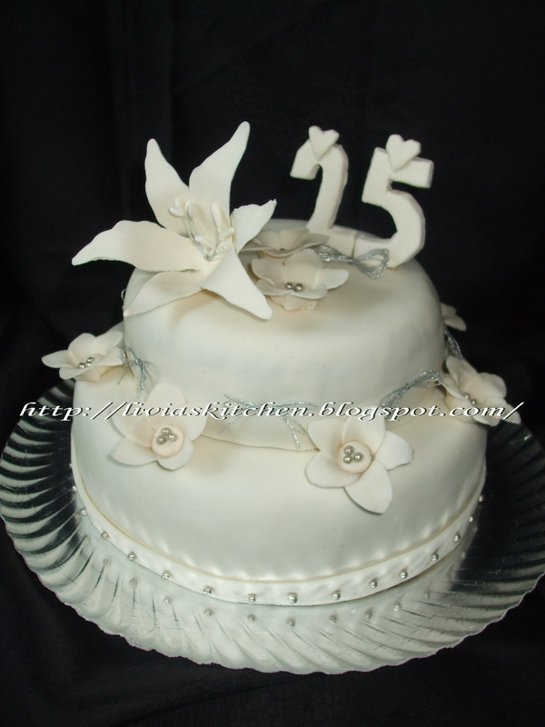 Livias Kitchen Tort Nunta De Argint