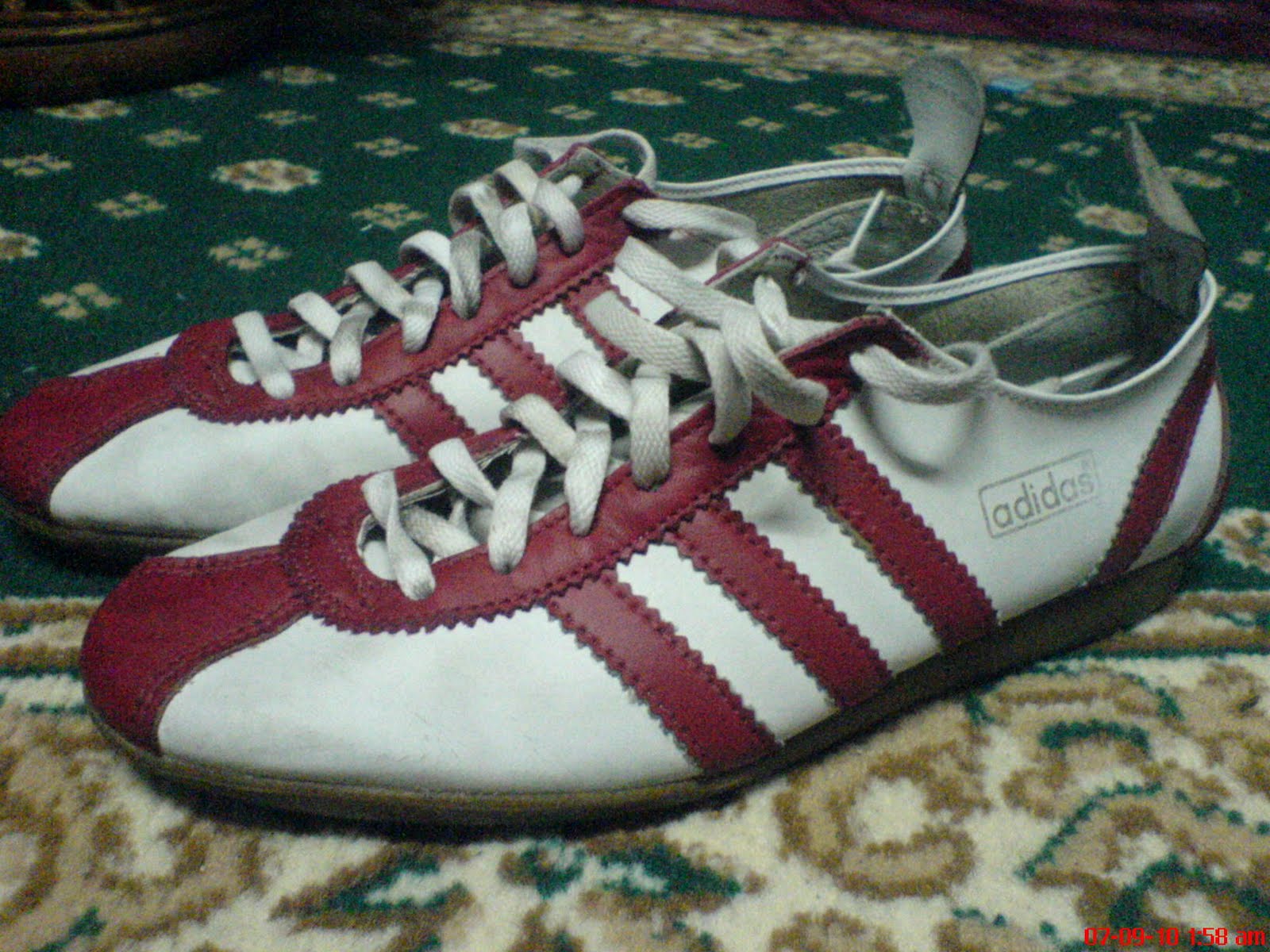 vintage adidas shoes women's