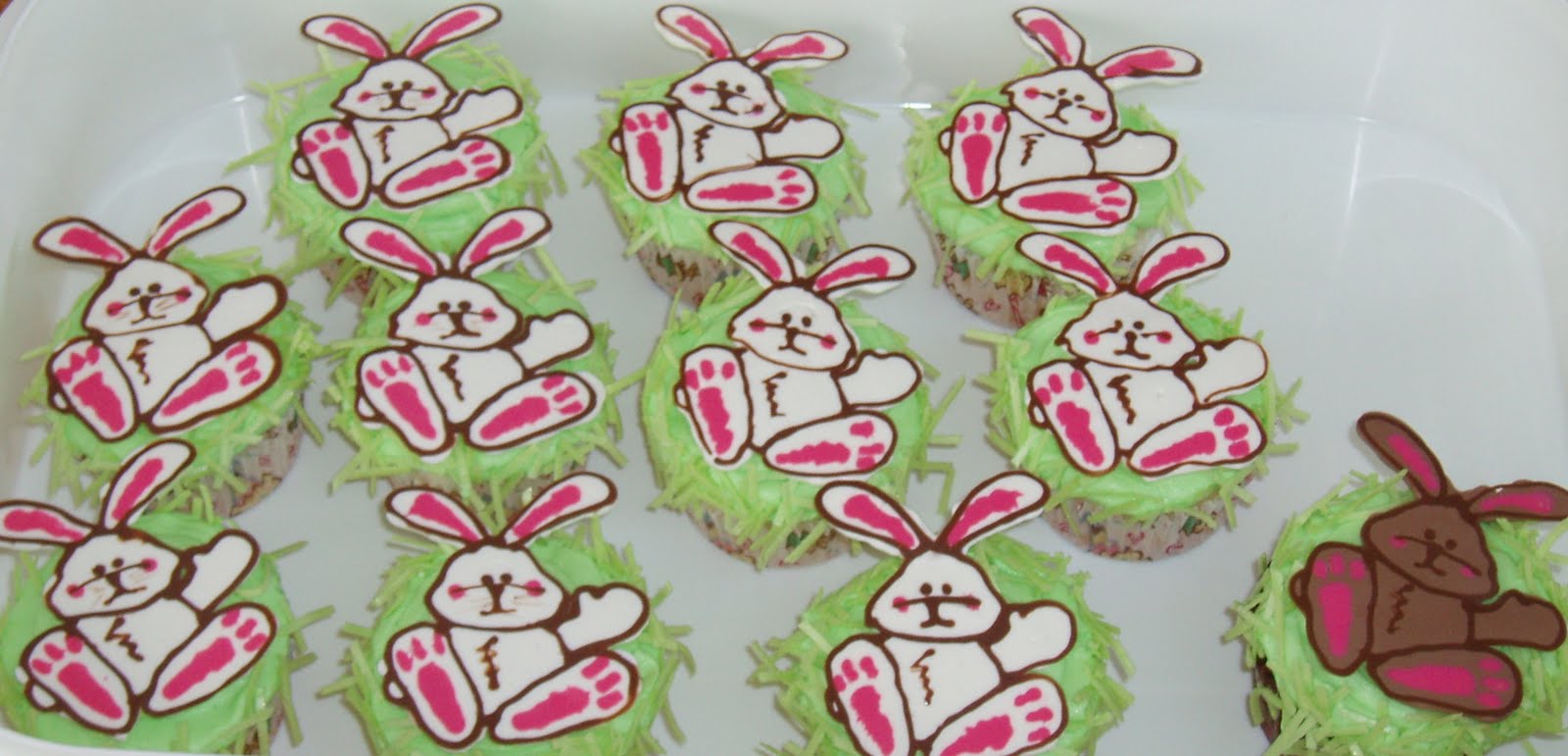 Cake Believe Easter Bunny Cupcakes
