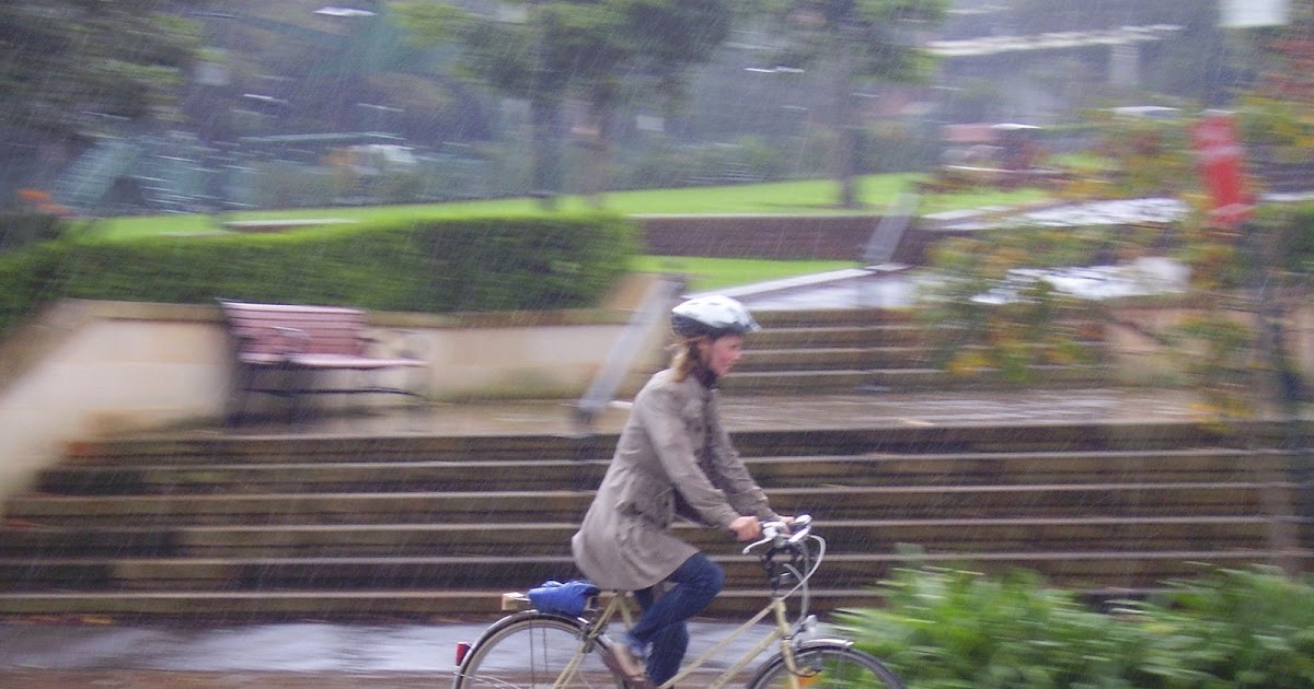 cycling in wet weather