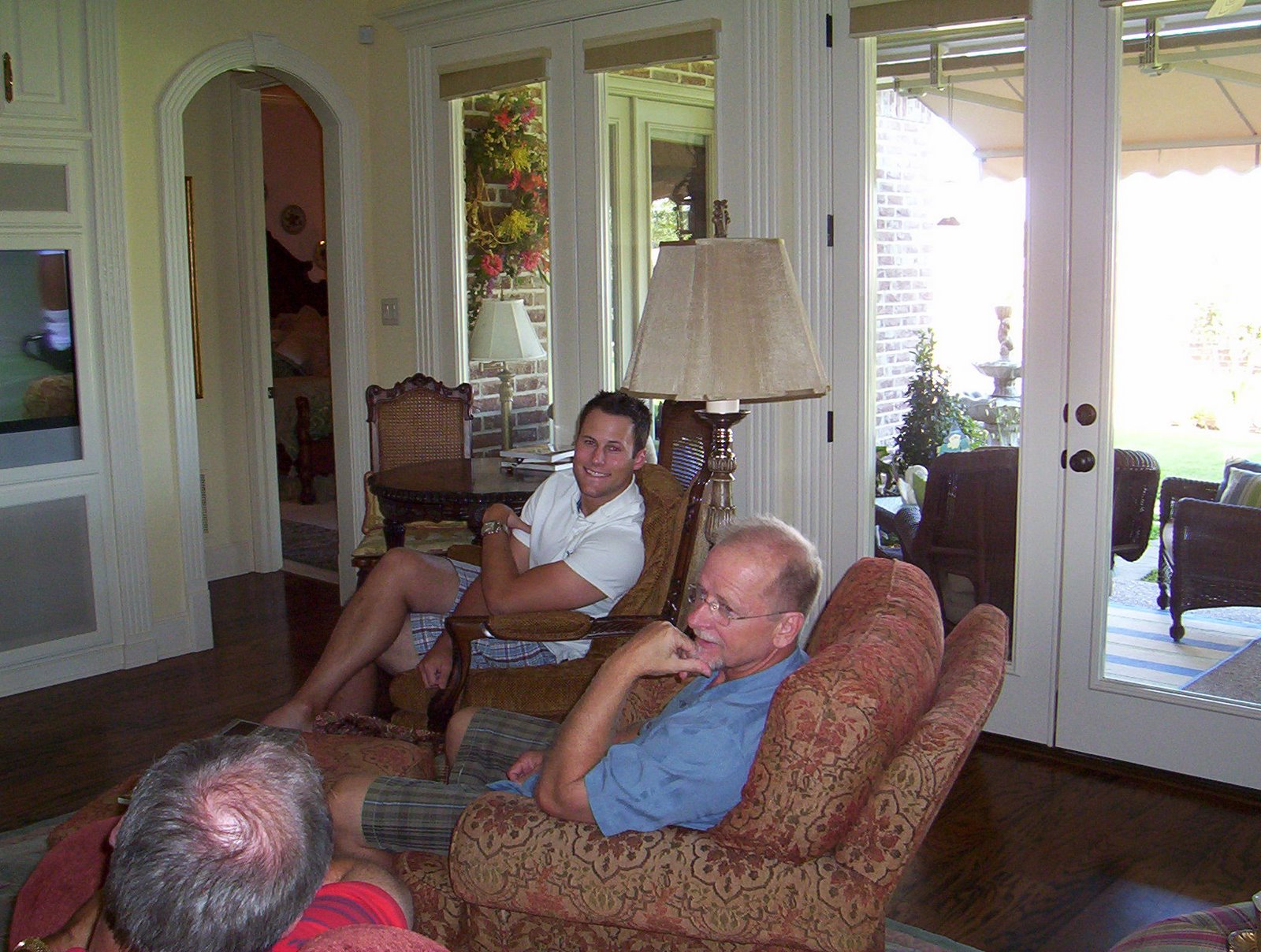 [Dad+&+Andrew+watching+TV.jpg]