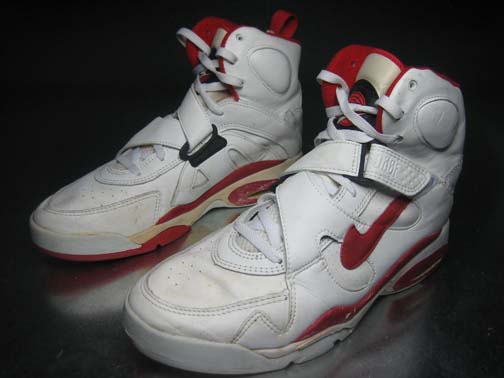 nike air old school shoes