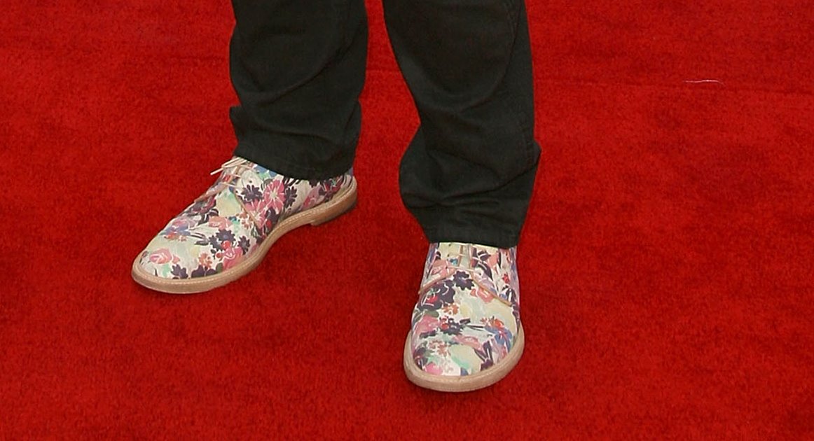 [Close+up+of+Alex+O'Loughlin's+shoes+on+red+carpet+at+Speed+Racer+movie+premiere.jpg]