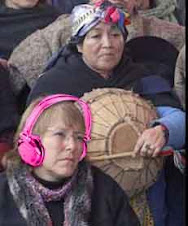 Bachelet ESCUCHA a los Mapuche