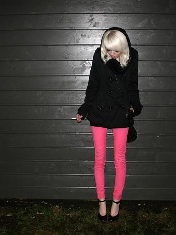 [Look1.JPG]