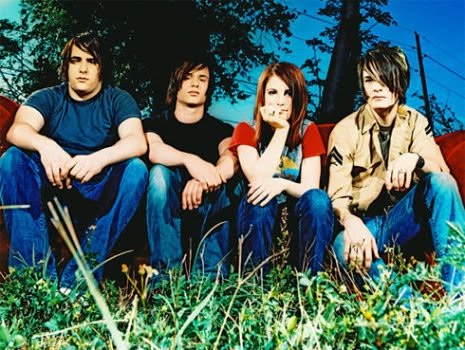 [paramore-e299a5.jpg]