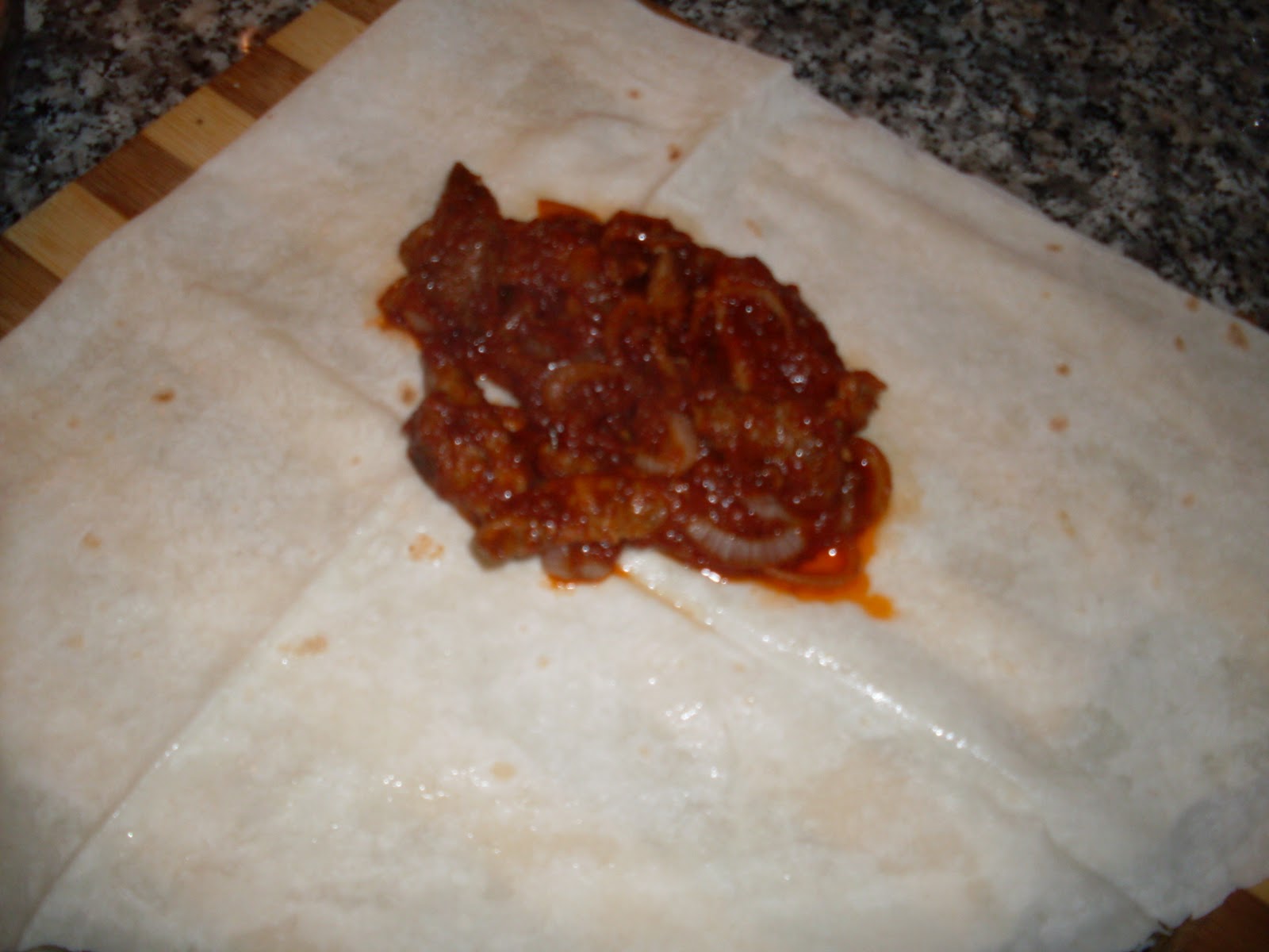 Müge ve Hayat YUFKALI BİFTEK VE ŞEHRİYE PİLAVI