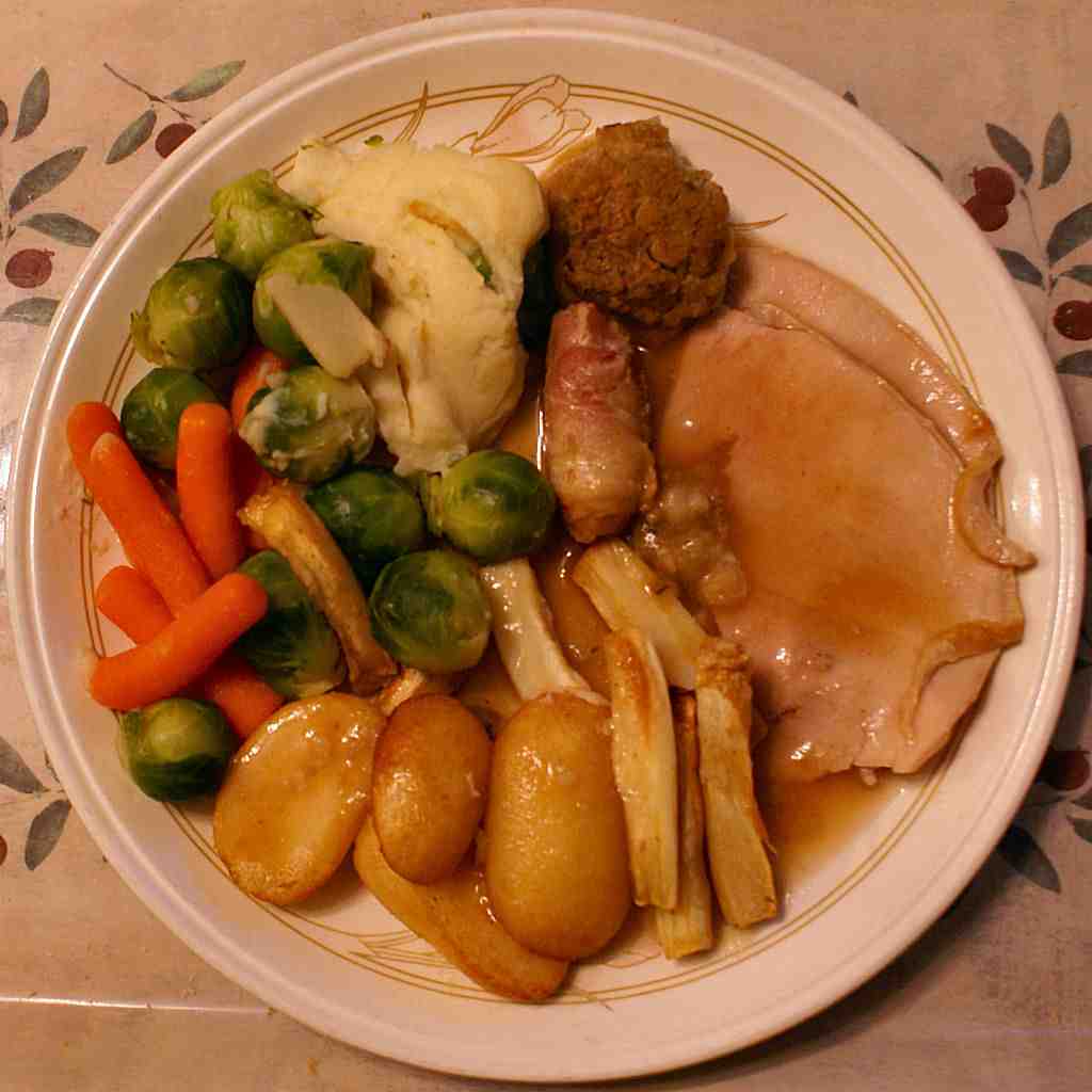 My British Log: An English Christmas Dinner