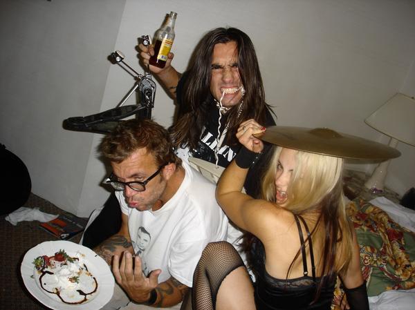 [birth+of+bad+shit.jpg]