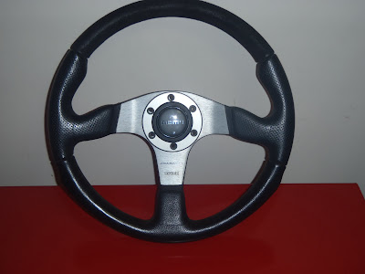 Momo Aftermarket Steering Wheel 352 mm