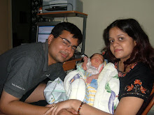सारा अपनी ममा और पापा के साथ - अपने जन्म के समय