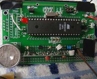 Microcontroller Project : Ultrasonic Spotlight Tracker