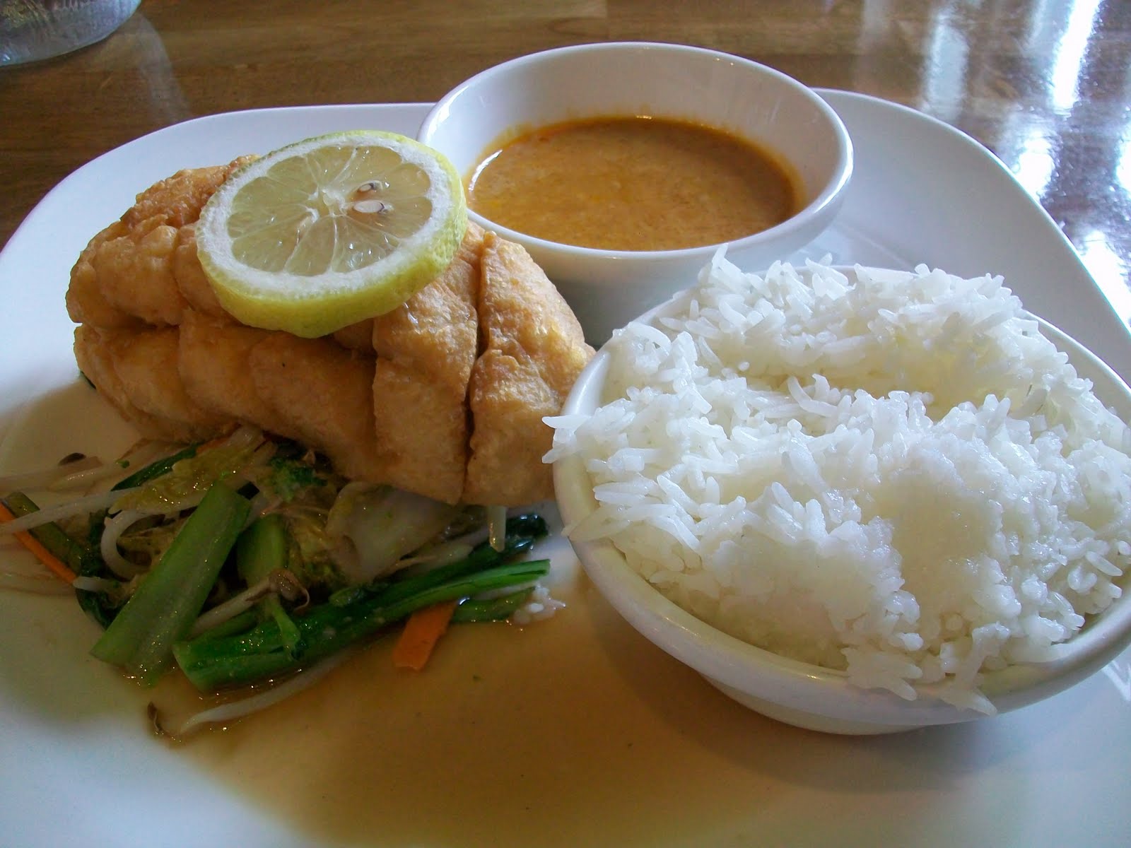 Sur la Table Pub Grub and Asian Fusion Cuisine