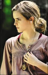 hermione emma watson harry potter naked granger deathly hallows pink clothes hogwarts blouse shirt malfoy brown hermiones hair draco buttons