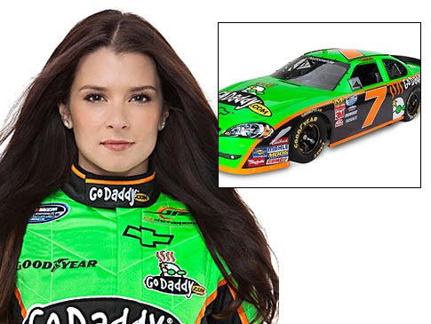 [danica_patrick_nascar.jpg]