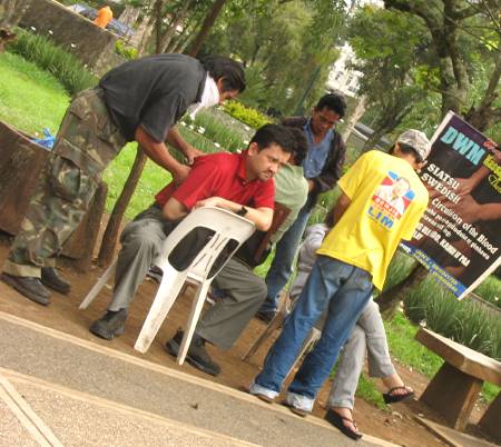 massage at Burnham Park in Baguio City