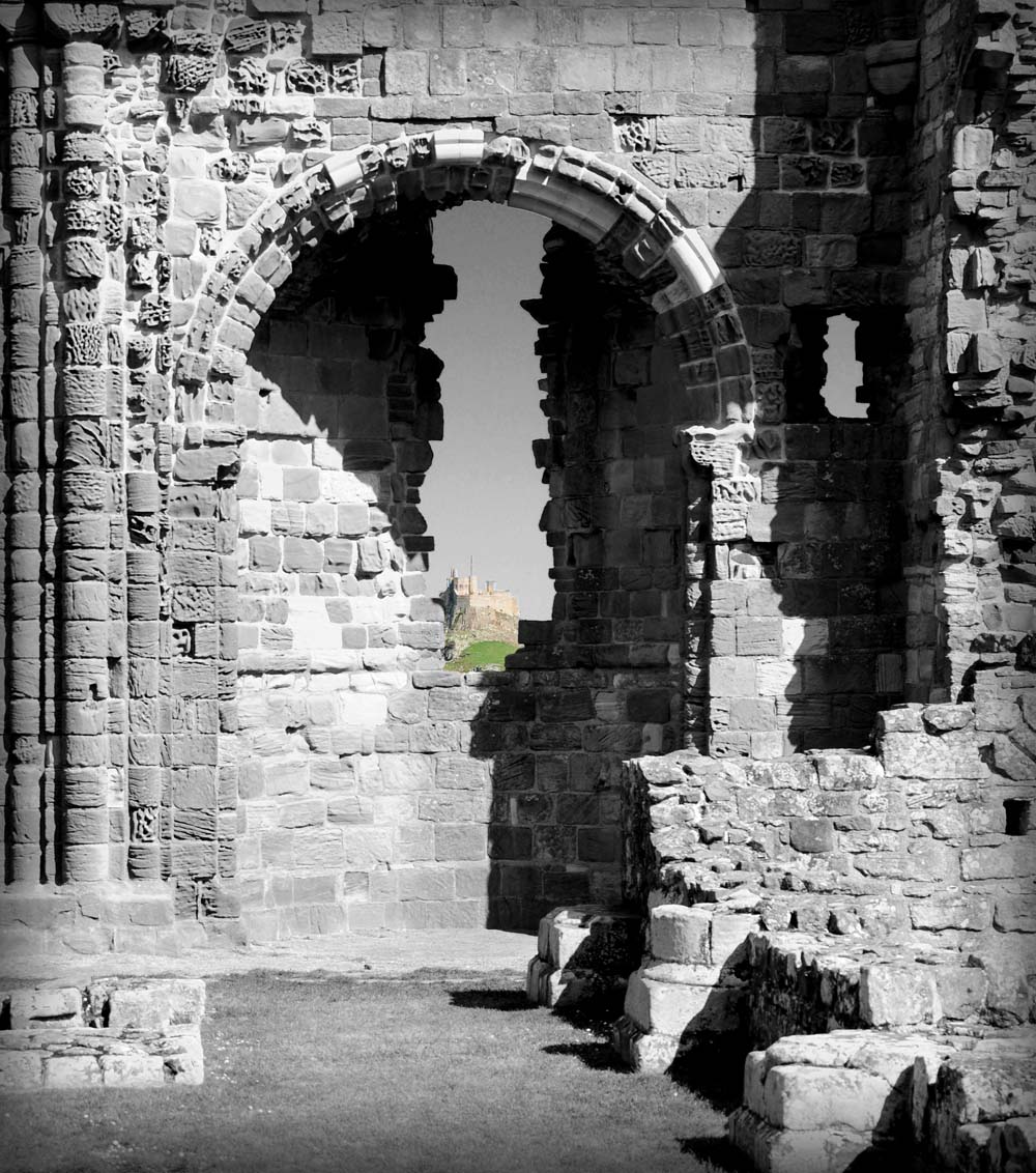 [Lindisfarne+Priory+9web.jpg]