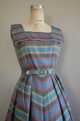 1940 Vogue Sailor Collar Dress Pattern Bust 34 | Vintage Sewing