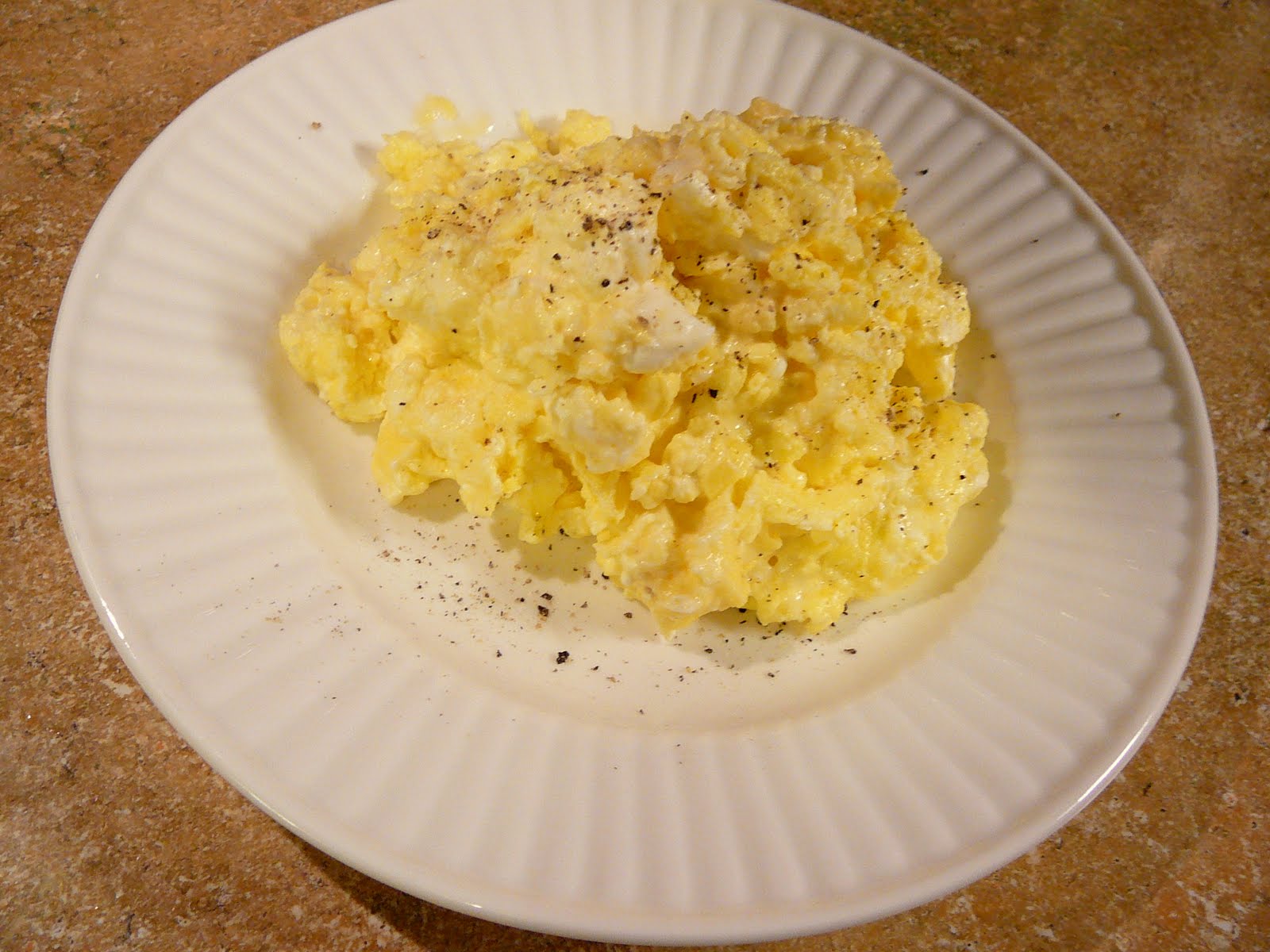 Bentobloggy Scrambled Eggs & Cream Cheese