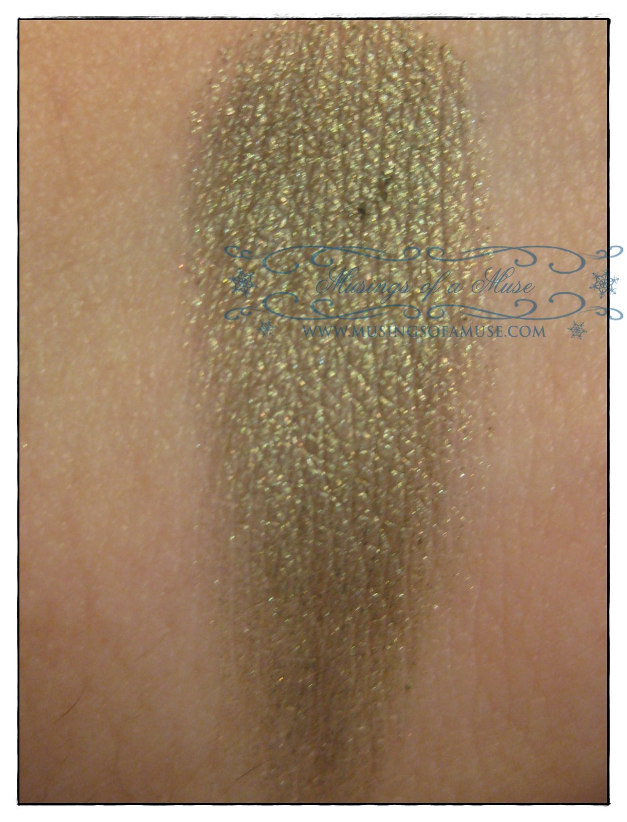 [Urban+Decay+Eyeshadow+in+Mildew1.jpg]