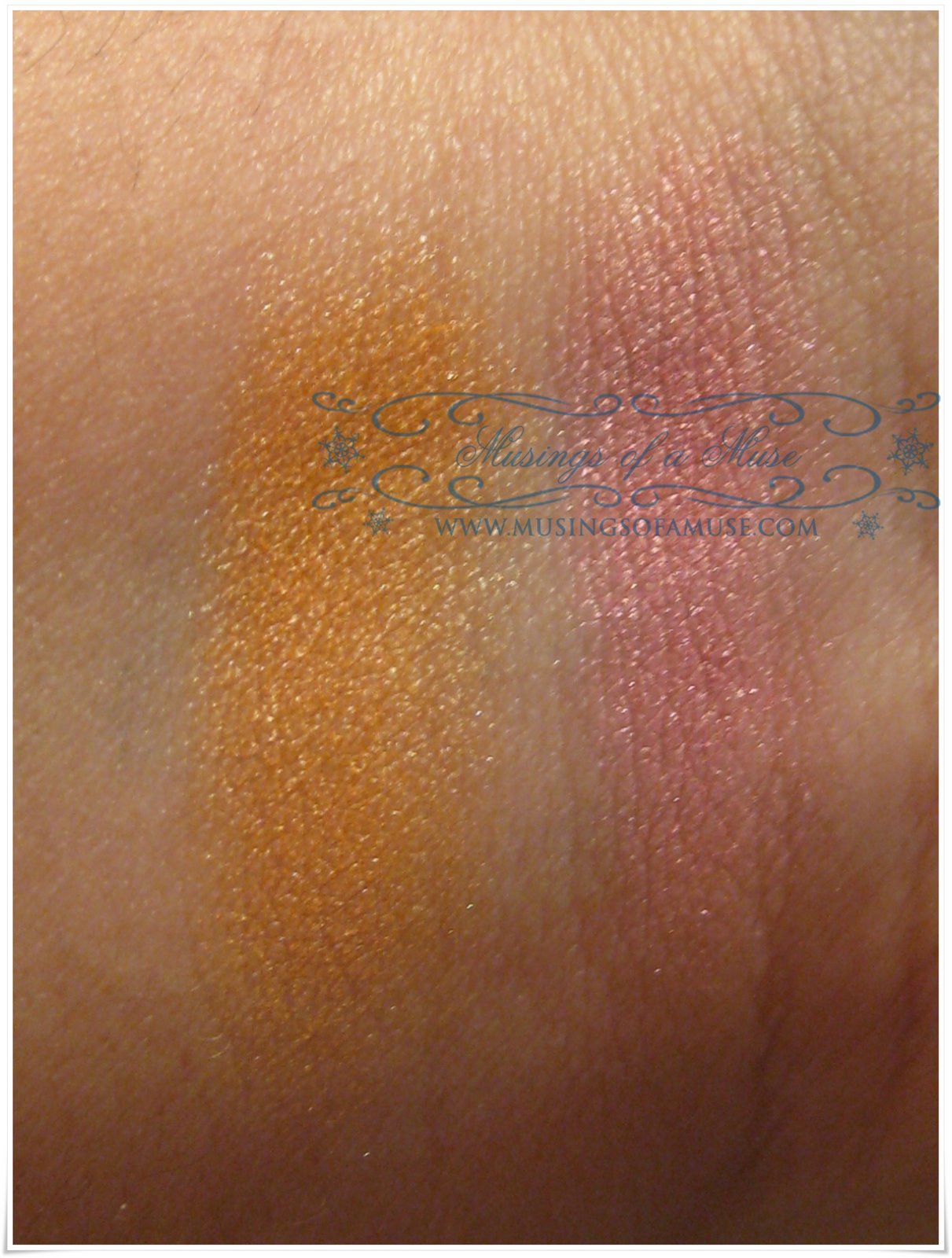 [Givenchy+Sari+Glow+Blush+9.jpg]