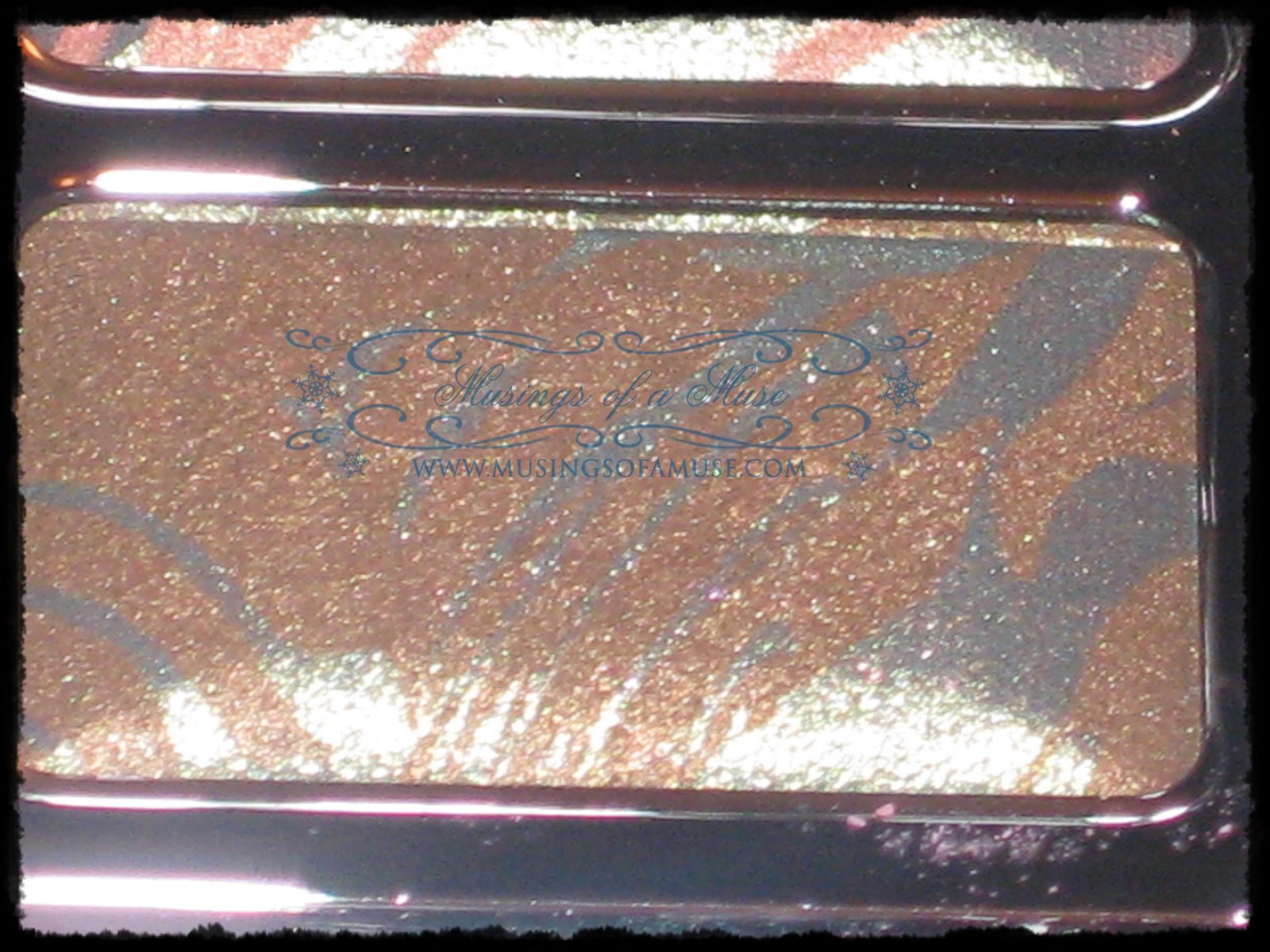 [Guerlain+Paradise+Exotique+Eyeshadow+Palette+10.jpg]