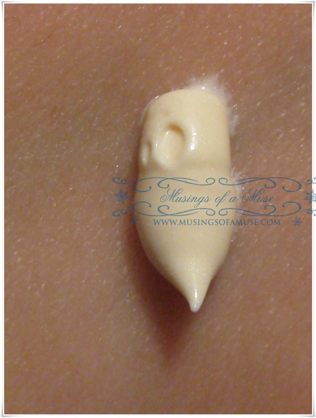 [Shills+Perfect+Brightening+Primer+Review+17.jpg]