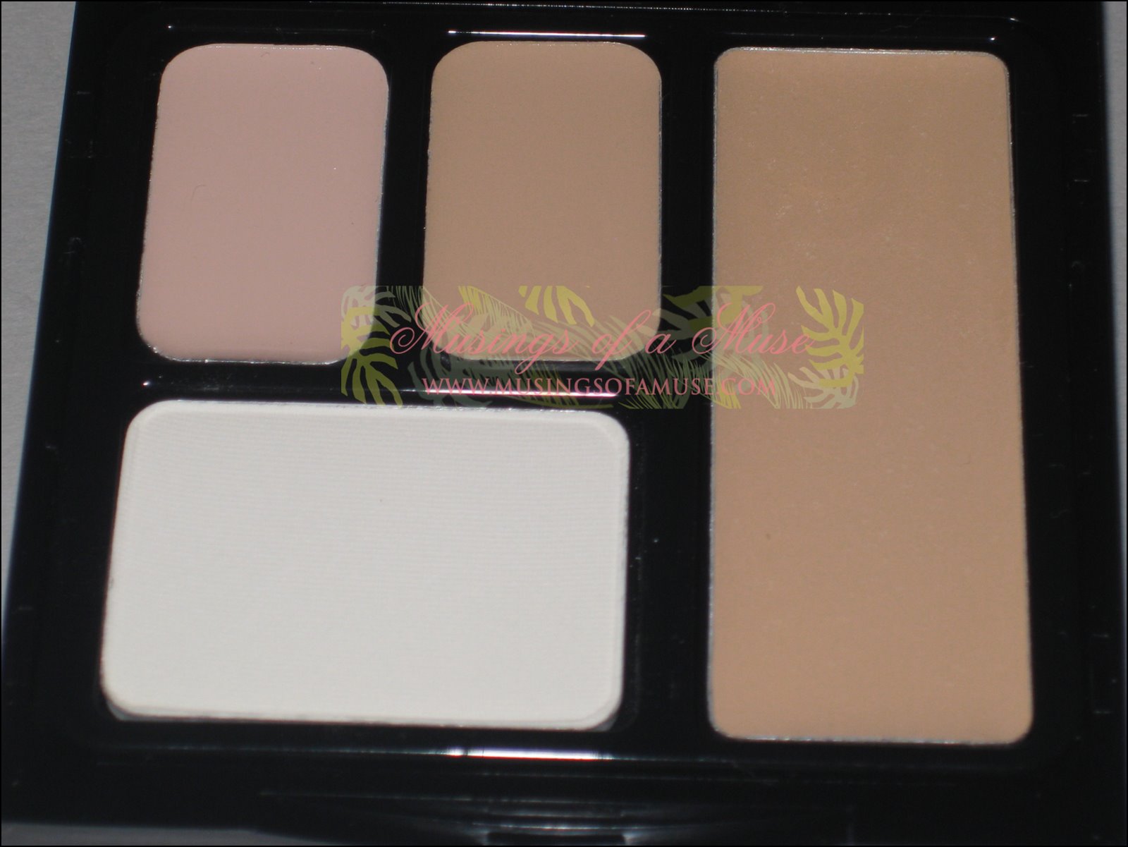 [Bobbi+Brown+Concealer+Palette+015.JPG]