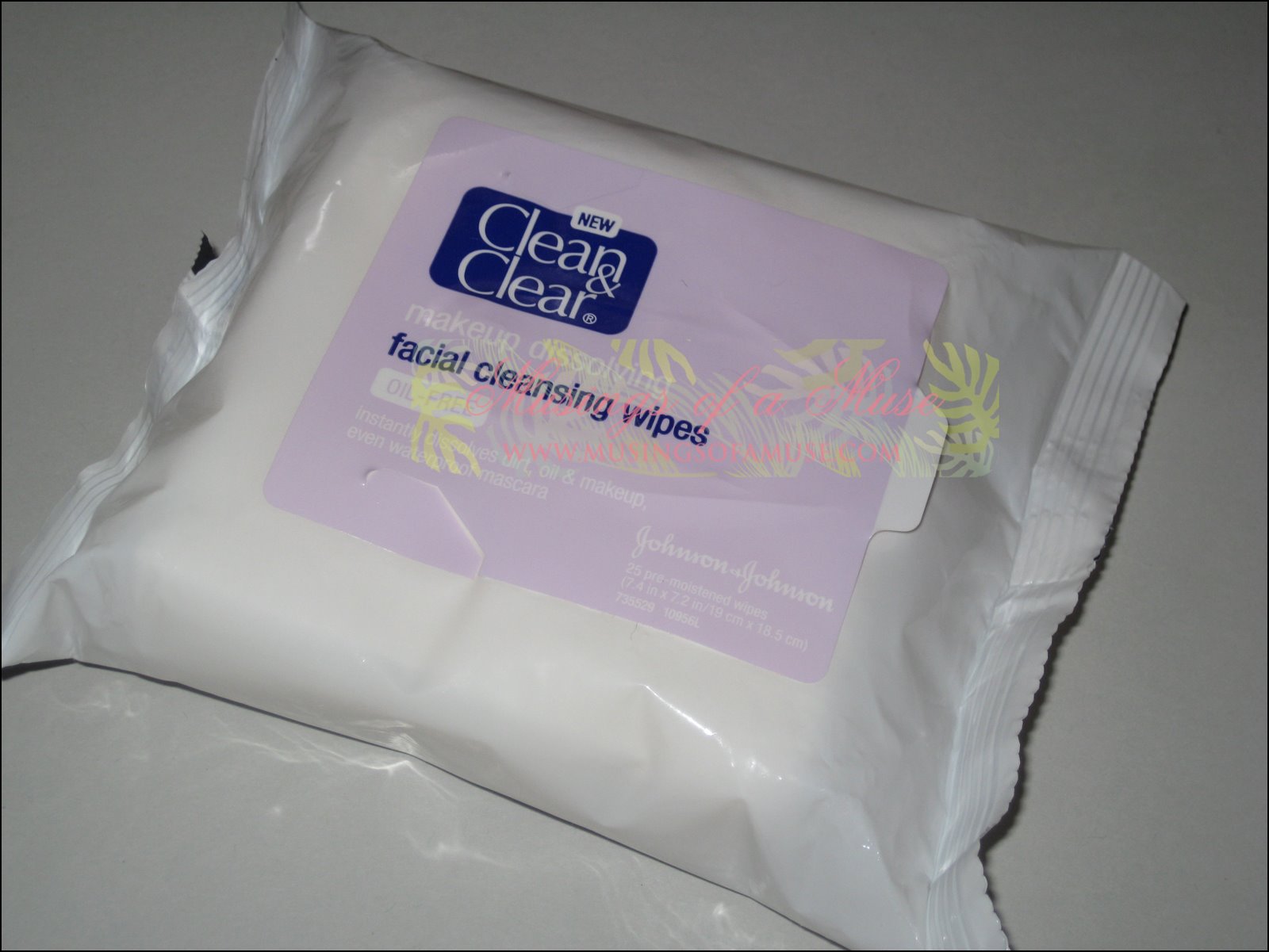 [Clean+&+Clear+Facial+Cleansing+Wipes+001.JPG]
