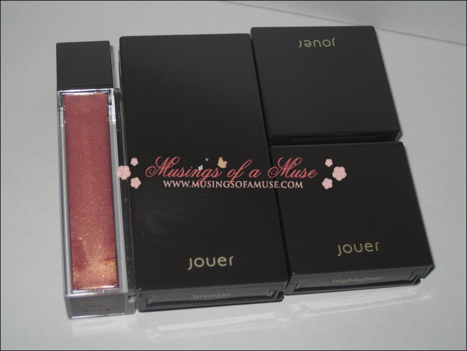 [Jouer+Cosmetics+Summer+Collection+2009+4.jpg]