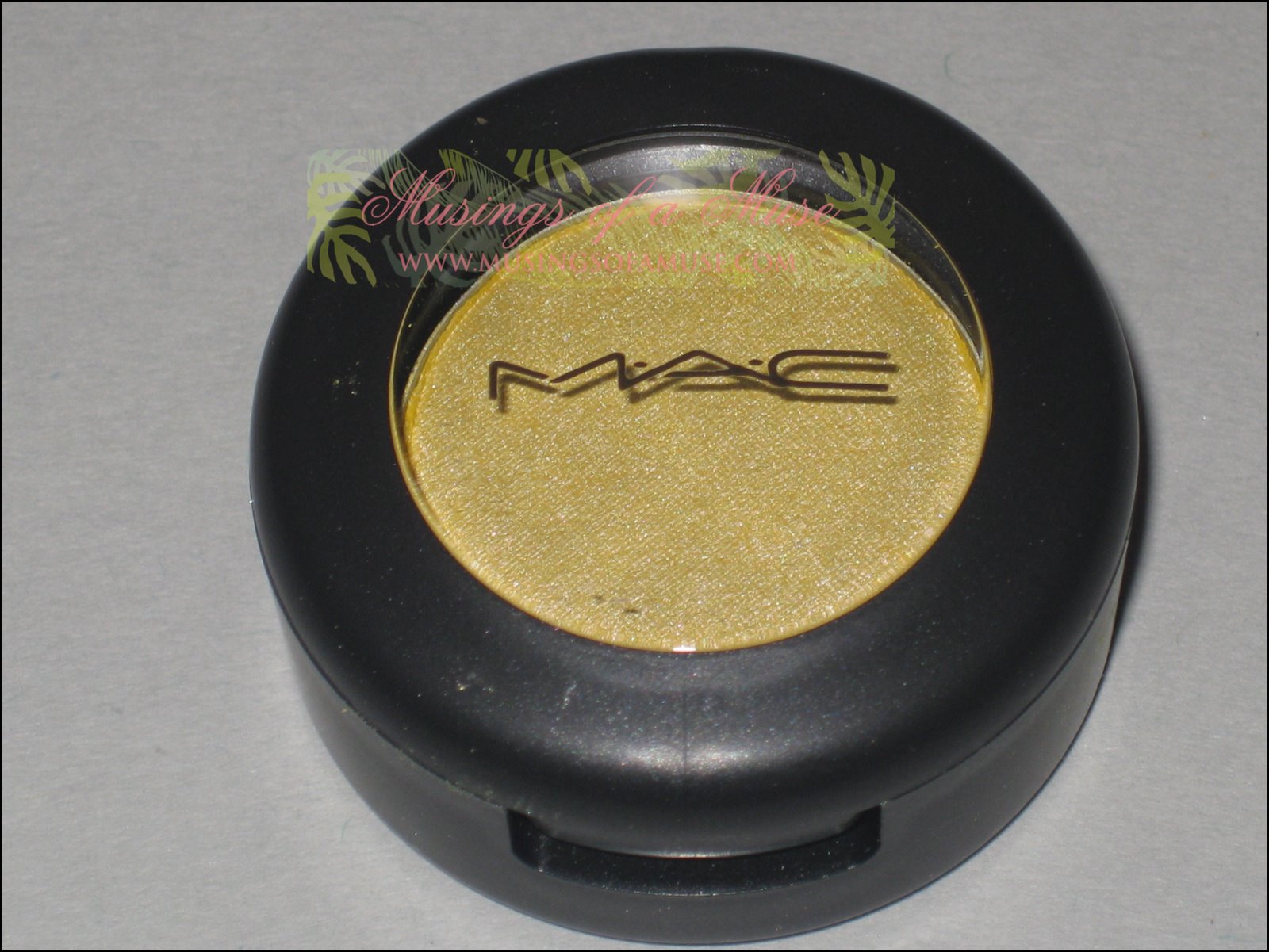 [Maria+Kalmar+For+MAC+Collection+019.JPG]