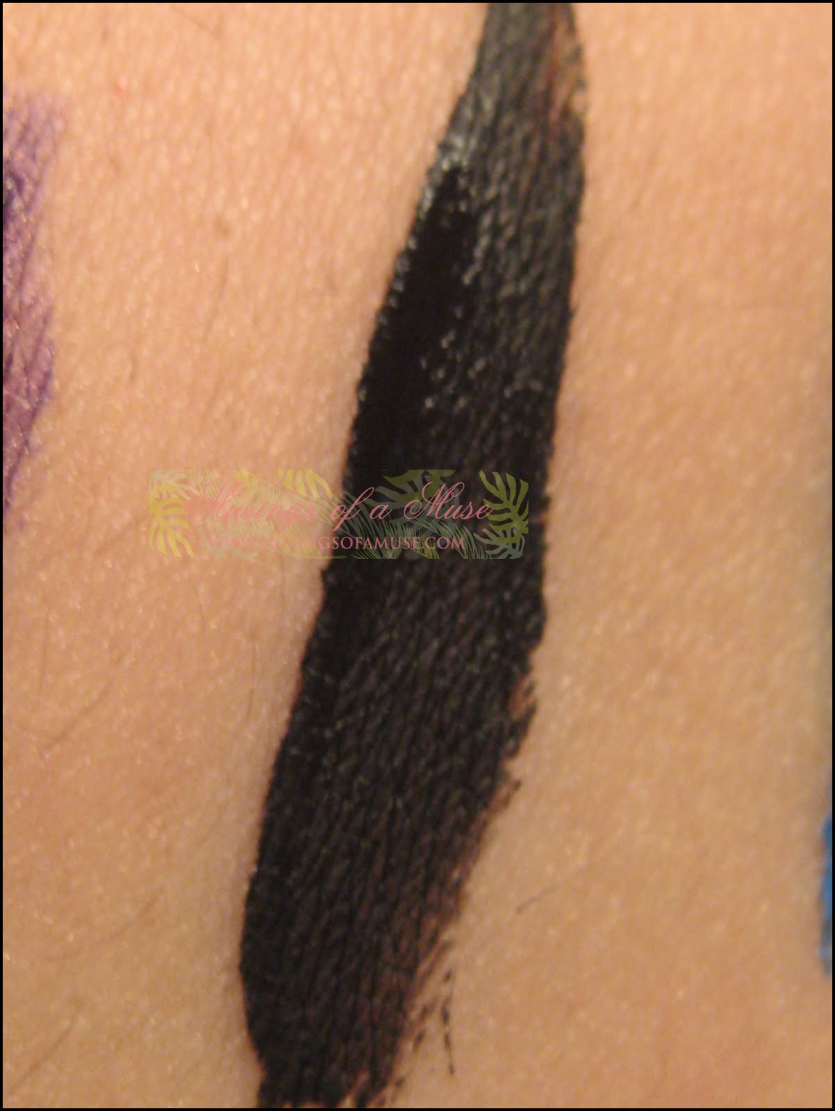 [Milani+Infinite+Liquid+Eye+Liner16.JPG]